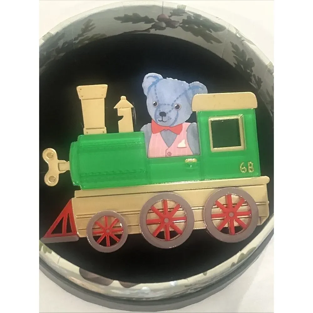 BNIB Erstwilder Fleur Harris Bear Station brooch Magic Faraway Tree Enid Blyton